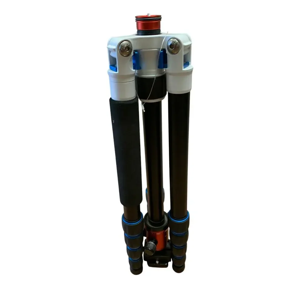 MeFoto A1350 Road Trip Aluminum Travel Tripod Black White Red